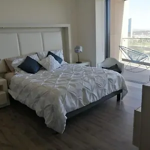 Adamantium 2 Apartahotel